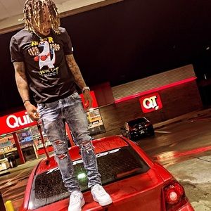 Meet your Posher, Avery